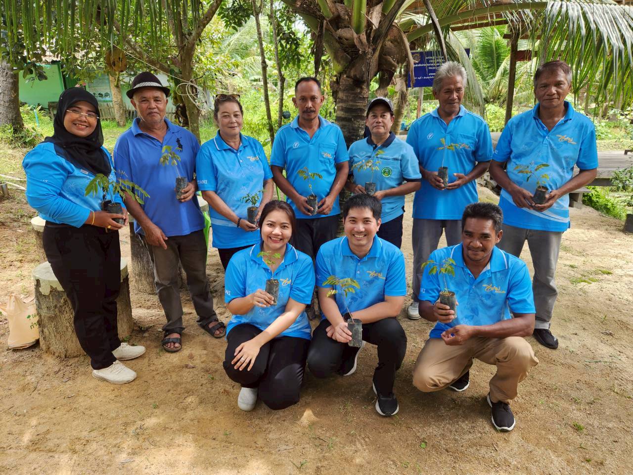 พช.ไม้แก่น ขับเคลื่อนกิจกรรมสร้างการเรียนรู้เชิงปฏิบัติจากศูนย์เรียนรู้ฯ ขยายผลไปสู่ครัวเรือนโดยรอบ ตำบลตะโละไกรทอง